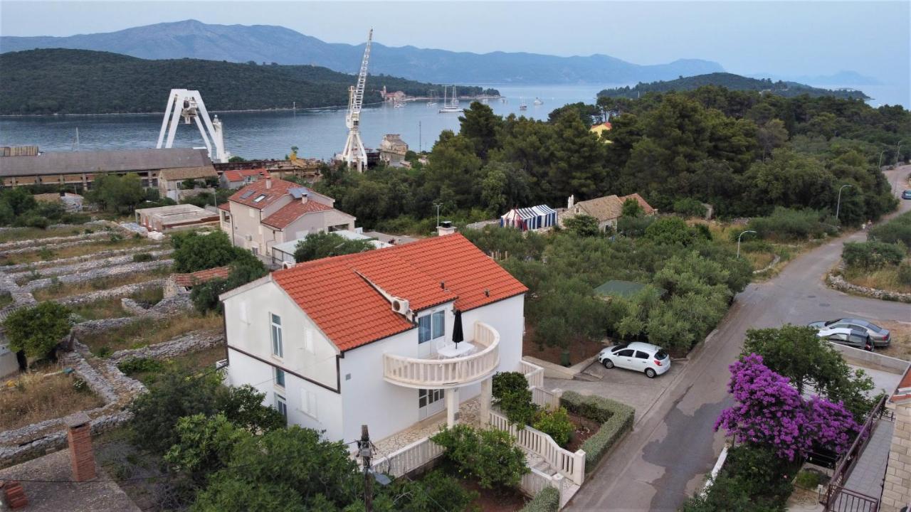 Apartments Cenan Korčula Buitenkant foto